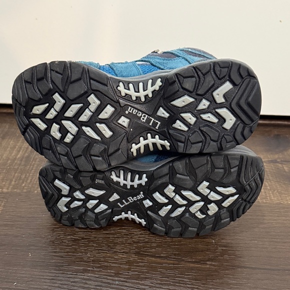 L.L. Bean Kids Blue and Black Hiking Boots - Picture 5 of 7